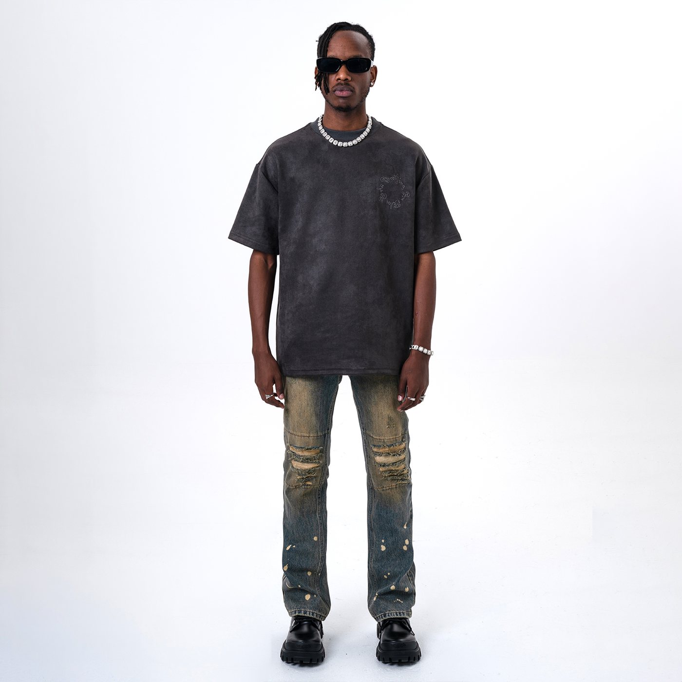 MT99 Tonal Arc Suede Graphic Tee detail view
